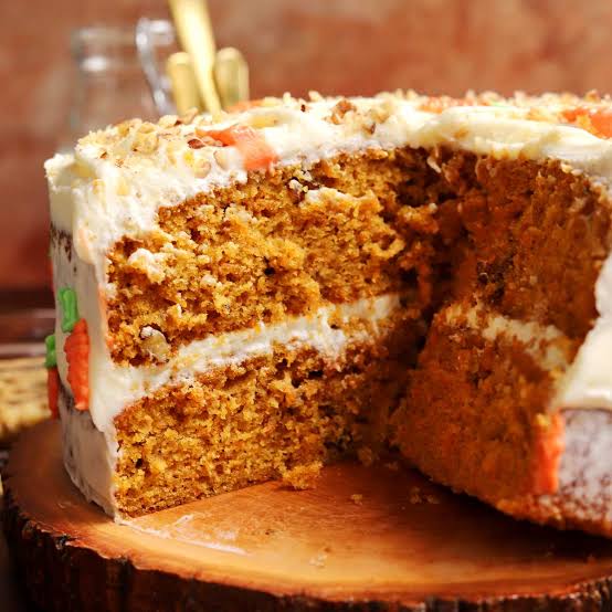 lotus biscoff  with trending cake designs in 2026