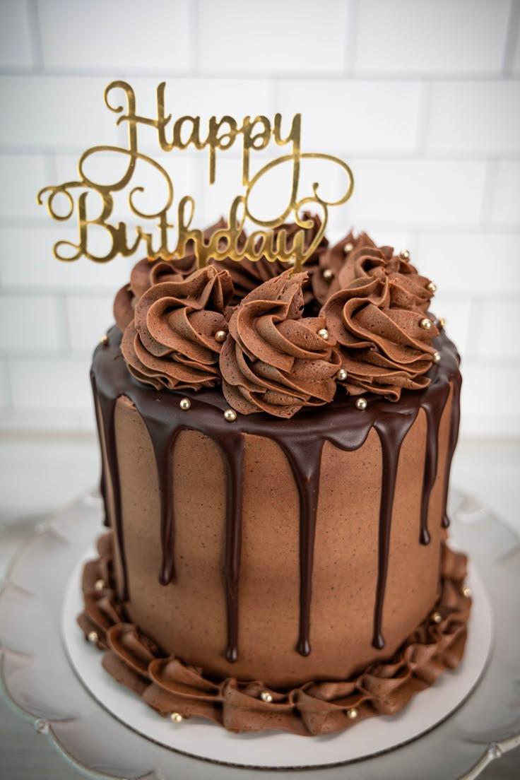 Chocolate ganache ruffle birthday cake